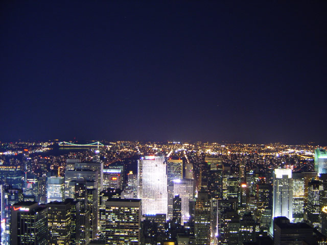 image of empire state building (uppertown)